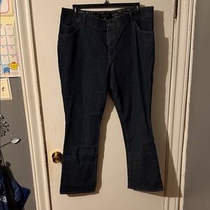 18 W Lee Riders Boot Cut Jeans Women’s